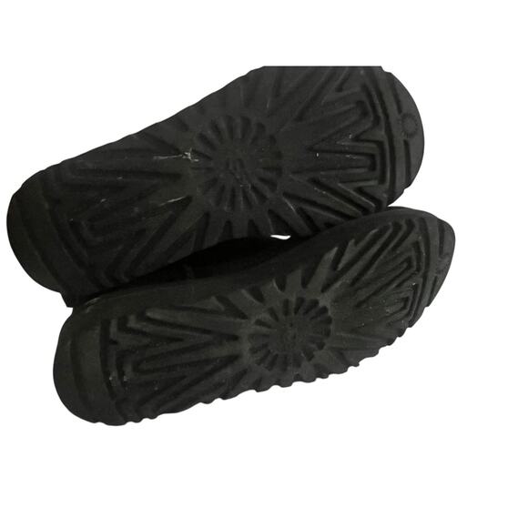 UGG Classic Mini II Boots Black •Women 7•Slip On Lined Ankle Winter 1016222 $170 - Picture 7 of 13